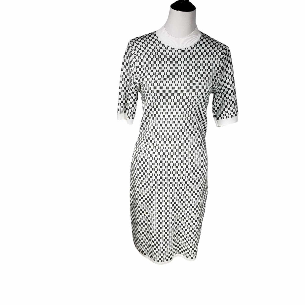 Abercrombie & Fitch size *Medium* Green & White Mockneck Mini Sweater Dress